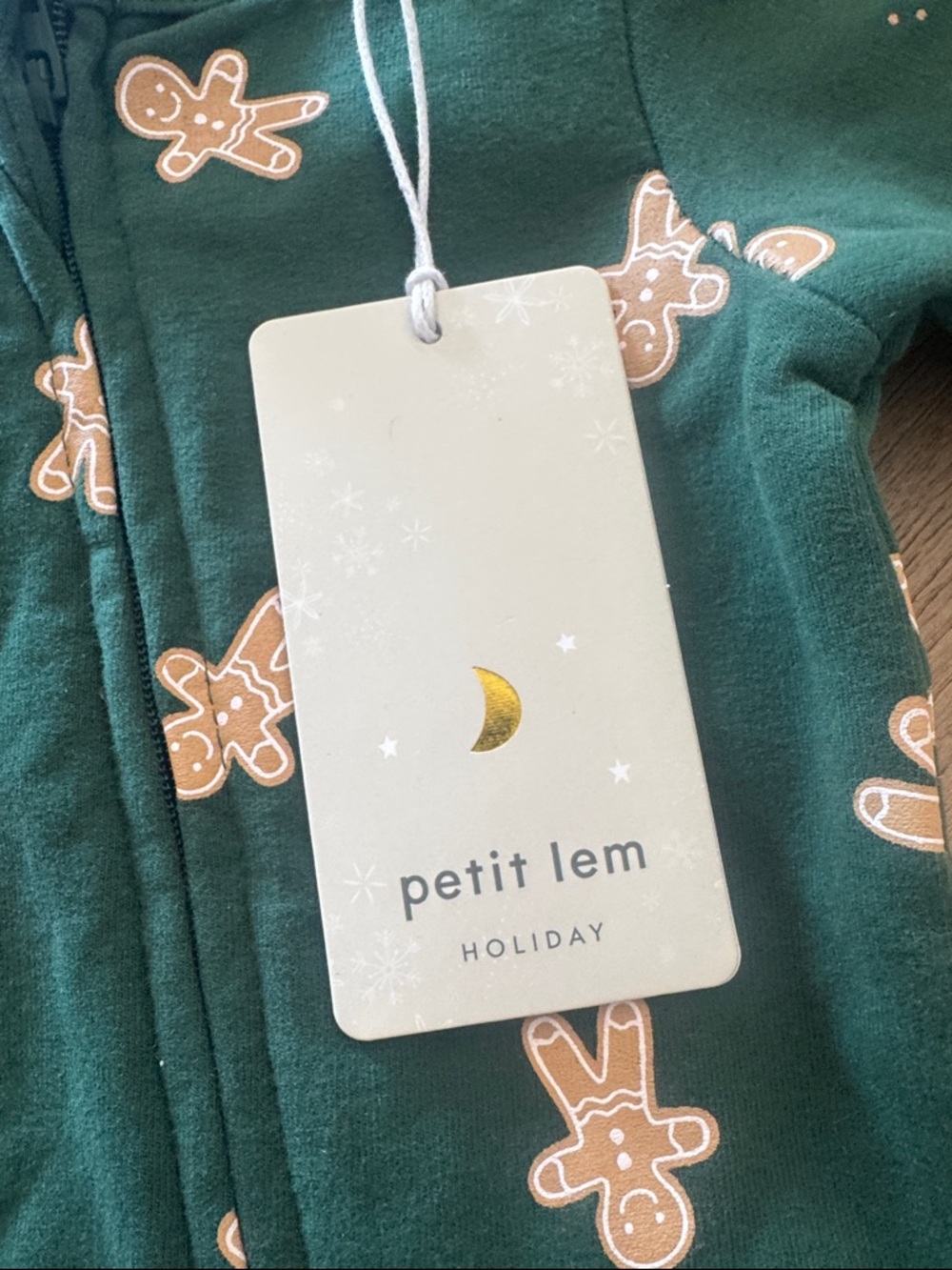 Petit Lem • NWT Green Gingerbread Print One-Piece Pajamas Christmas pjs family - Picture 4 of 5